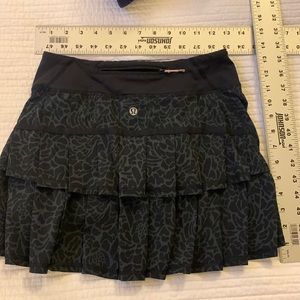 Lululemon skirt